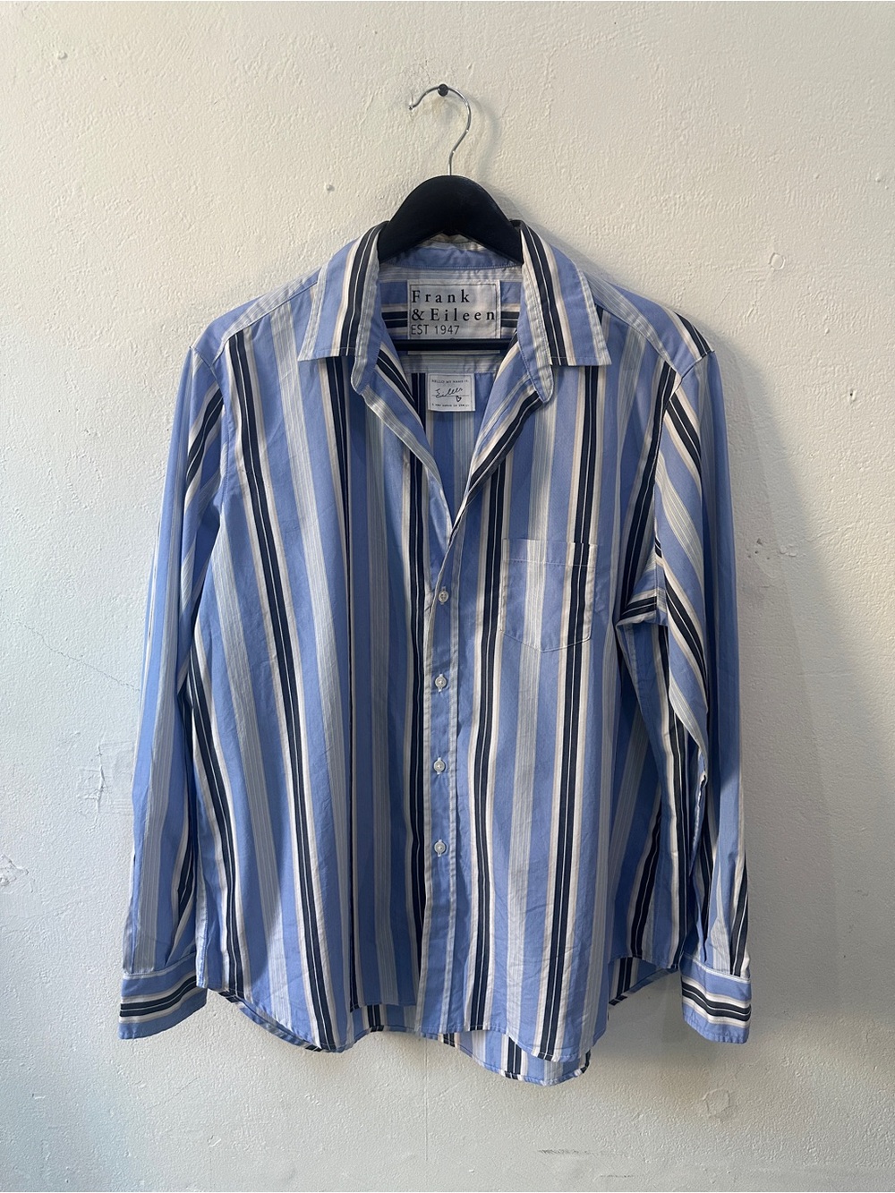 Frank & Eileen Eileen Women’s M Blue Striped Cotton Shirt